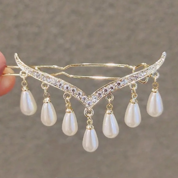 Gold Pearl Drop Barrett Hair Accessory - Picture 7 of 8